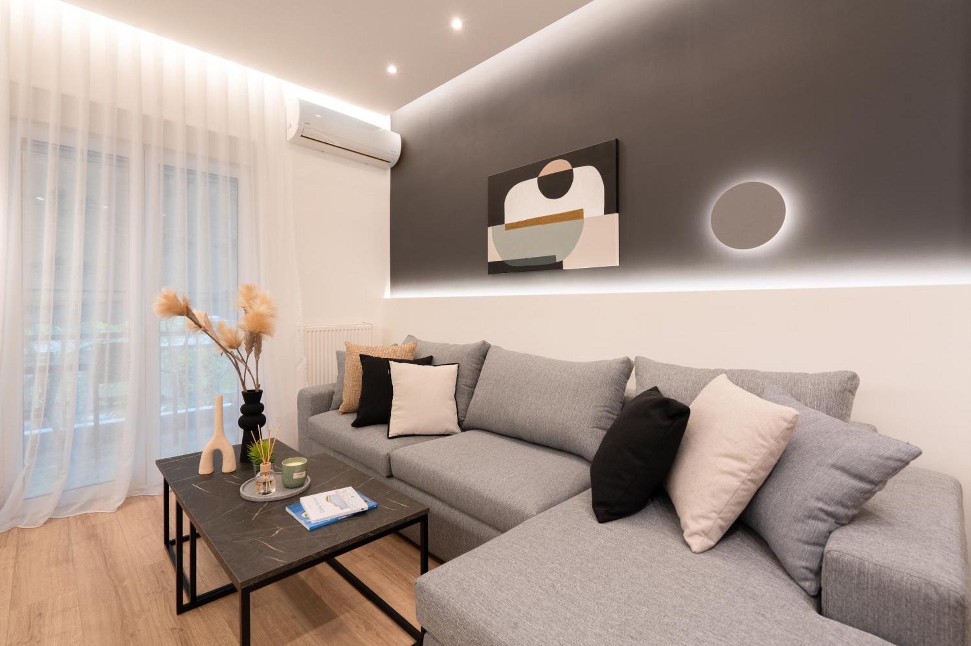 Exclusive And Deluxe In Apartment *