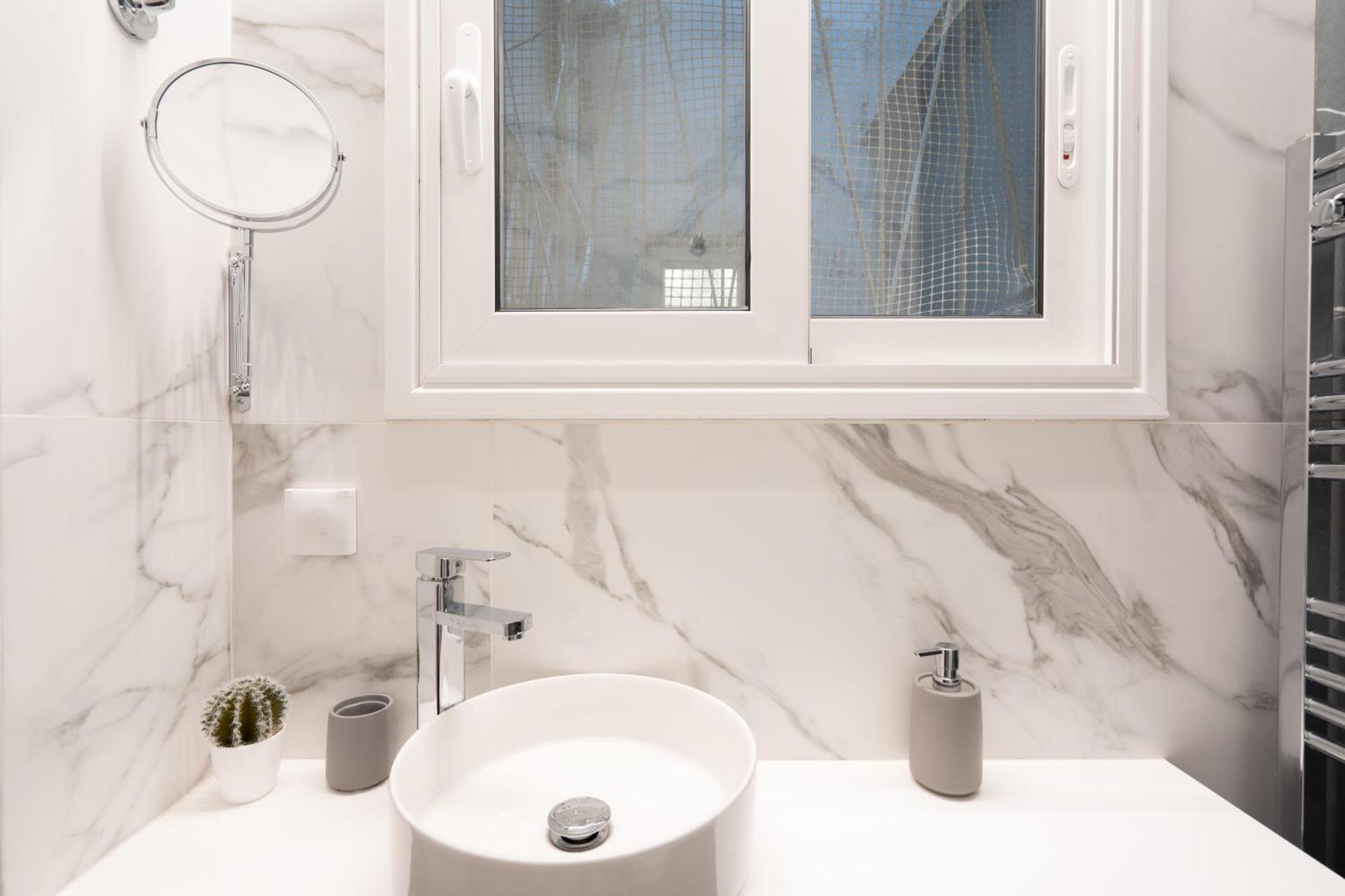 Exclusive And Deluxe In Appartement Athene